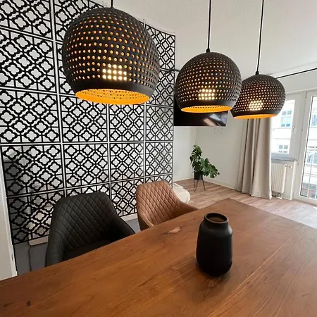 Schoene, Neu Sanierte Unterkunft In Belebter Region * Lipcse