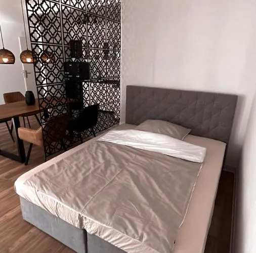 Schoene, Neu Sanierte Unterkunft In Belebter Region * Lipcse