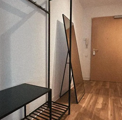 Schoene, Neu Sanierte Unterkunft In Belebter Region Apartman